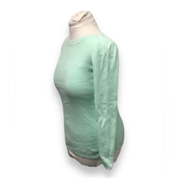 Talbots Women’s Long Sleeve Round Neck Button Down Sides Knit Top, Size XS - Picture 2 of 7